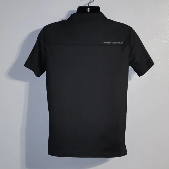 Under Armour youth black and gray XL heat gear shirt